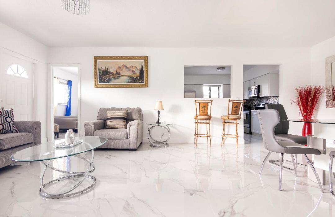 Cheerful 3-Bedroom Home /Ac+ Free Parking North Miami Beach Zewnętrze zdjęcie