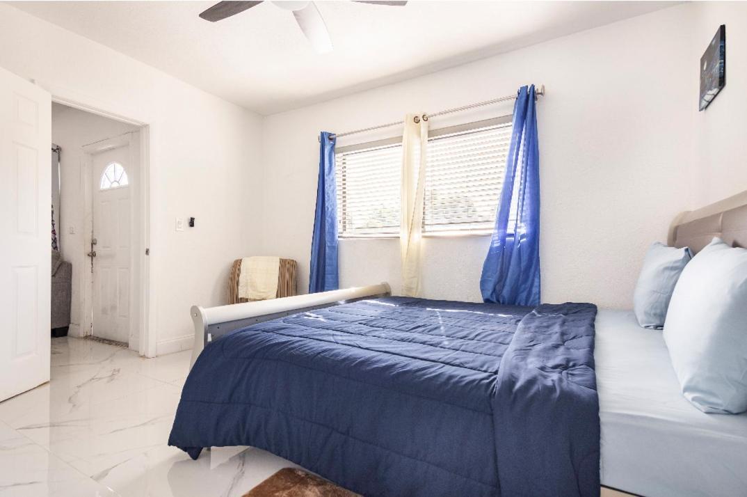 Cheerful 3-Bedroom Home /Ac+ Free Parking North Miami Beach Zewnętrze zdjęcie